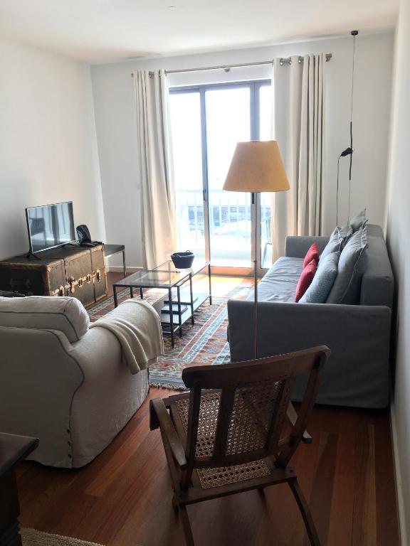 Sea front apartment - Princesa D. Amélia room 3
