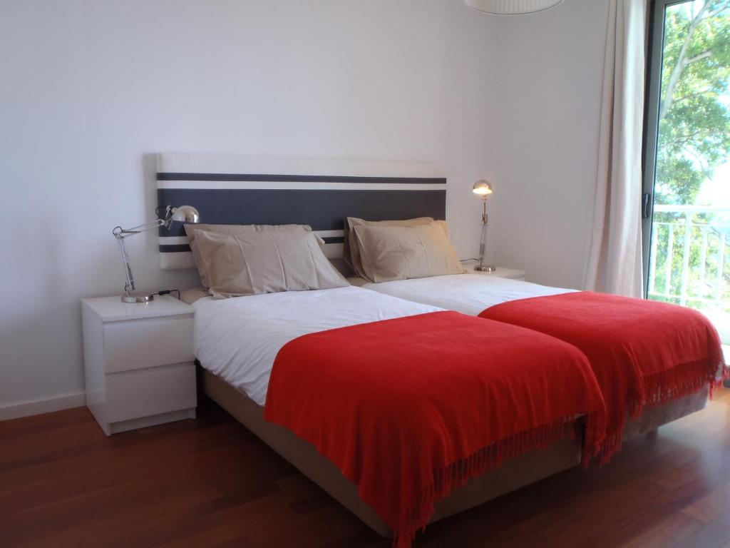 Sea front apartment - Princesa D. Amélia room 6